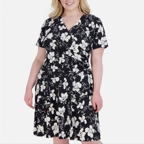BRAND NEW WOMEN'S SUMMER WRAP  V-NECK FLORAL PRINT DRESS - Picture 1 of 14
